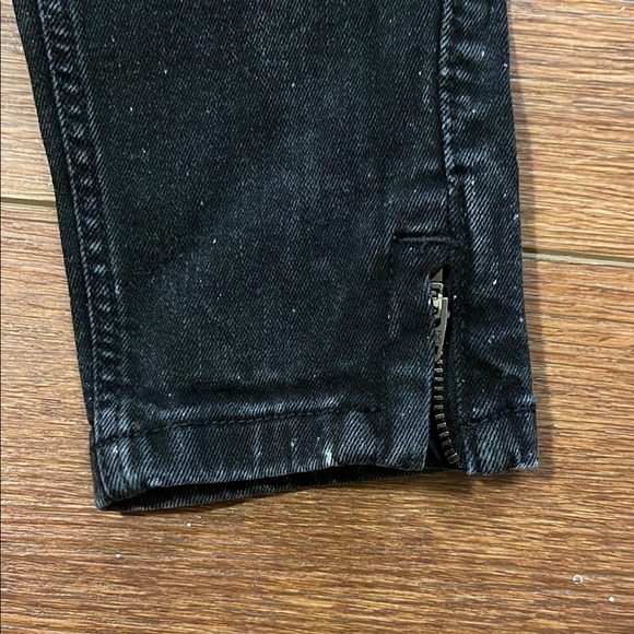 Zara Basic Black Denim Jeans - Picture 3 of 6
